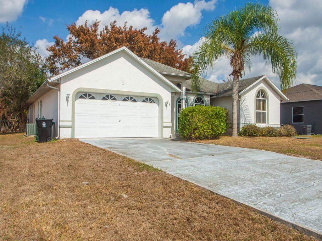 PORT ST LUCIE SECTION 43 - Residential