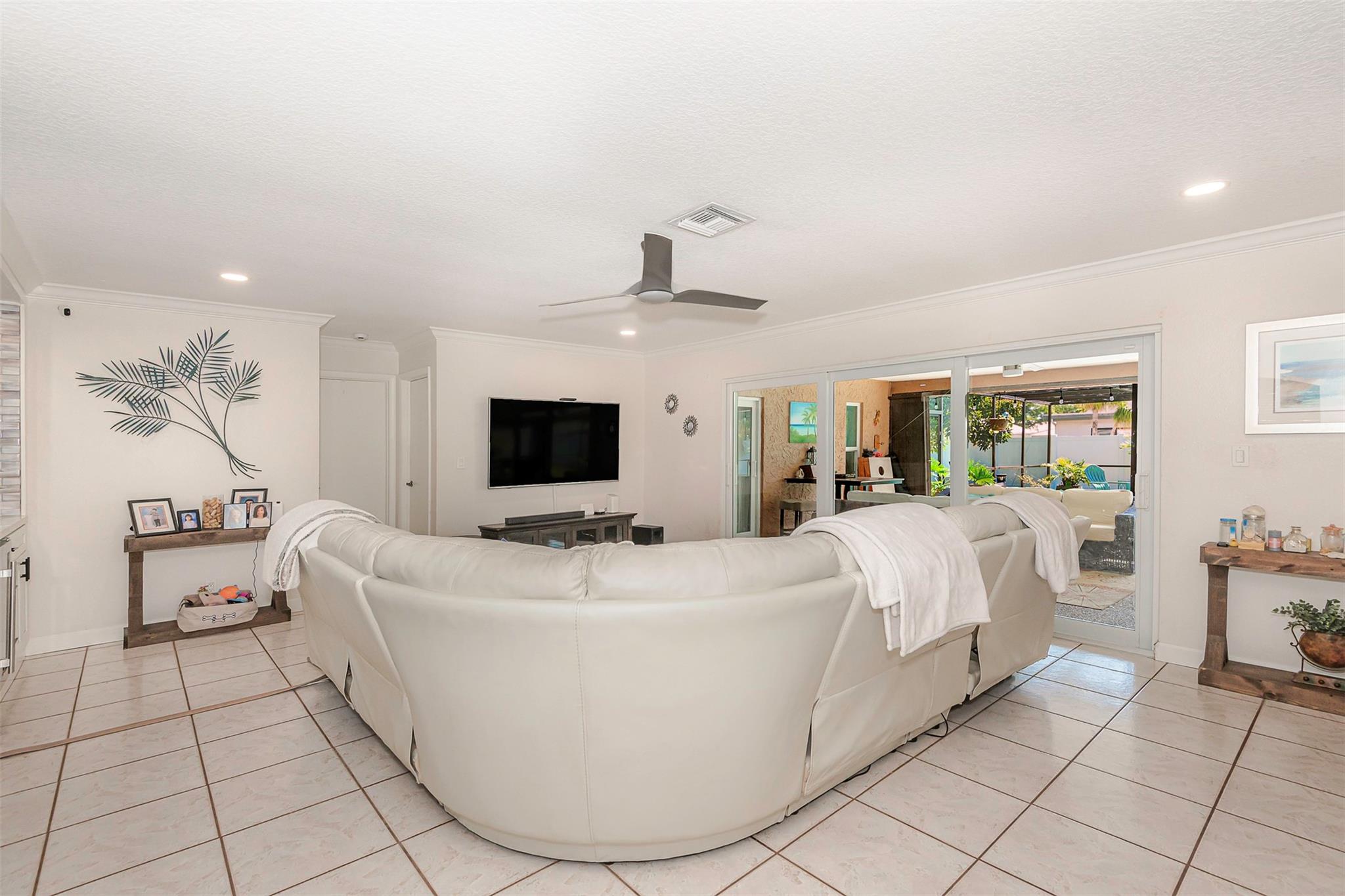 1420 SW 74th Ave