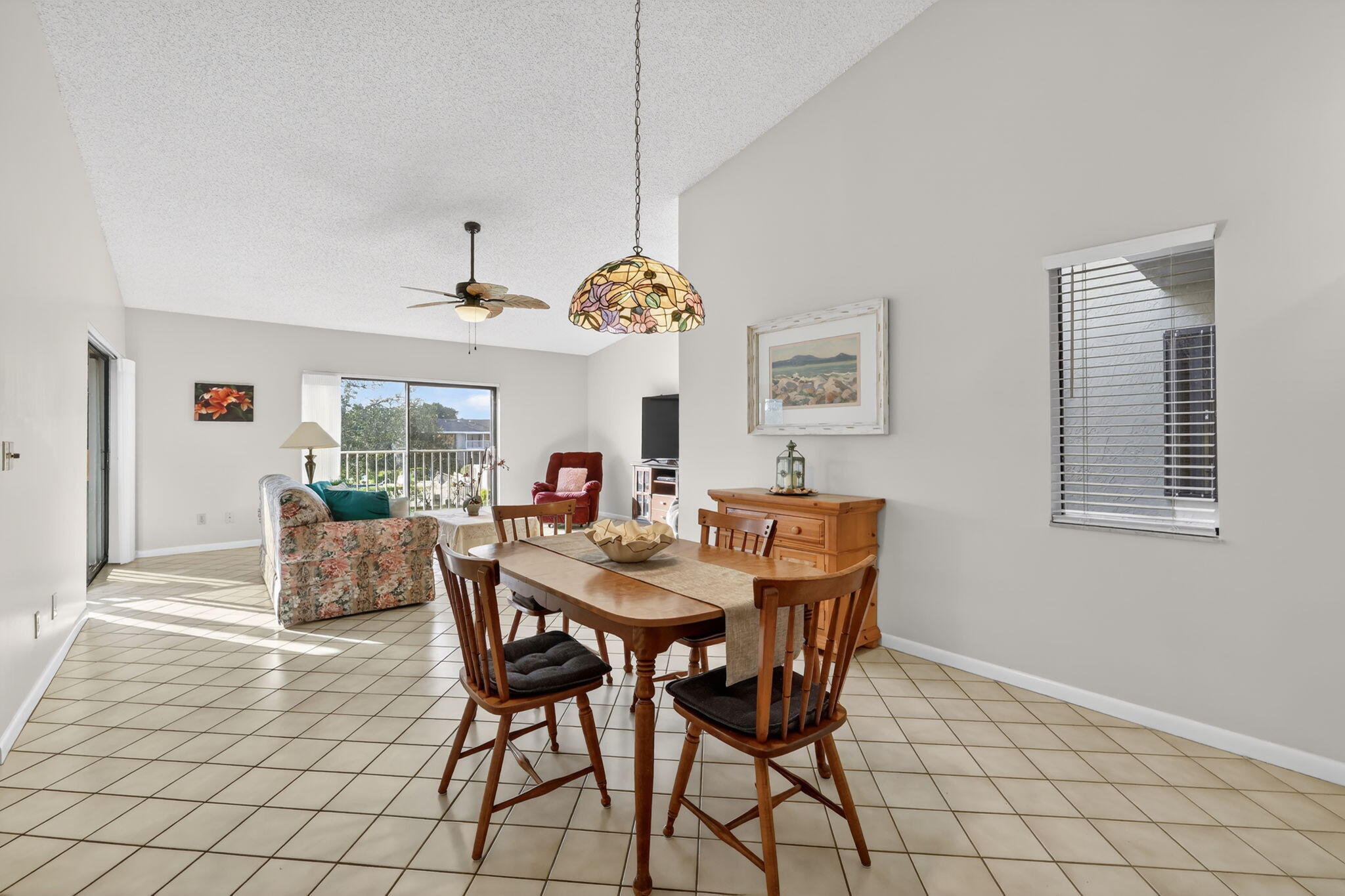 THE SANDS - Residential