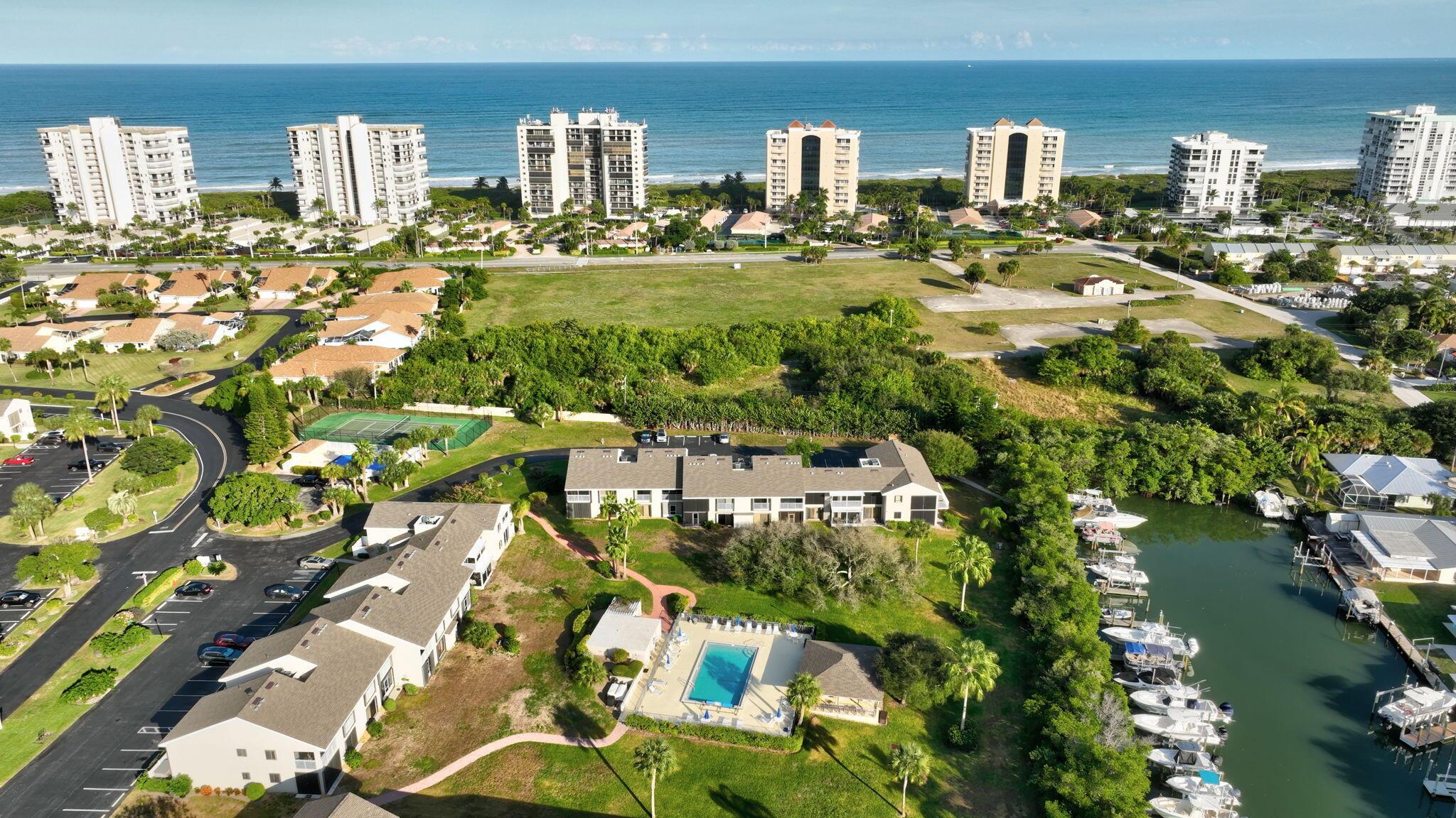 THE SANDS - Residential