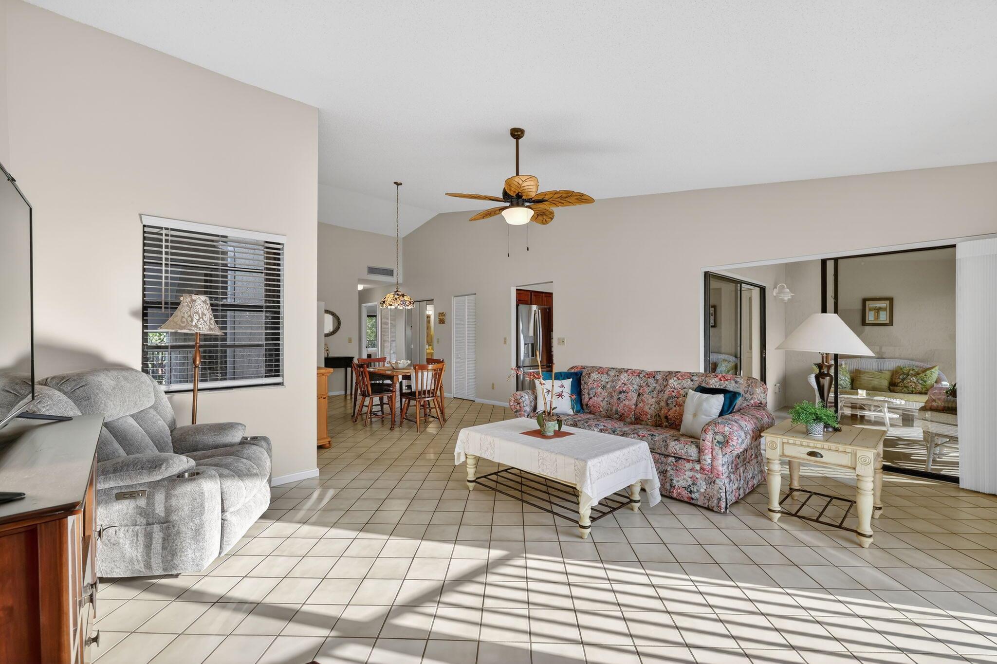 THE SANDS - Residential