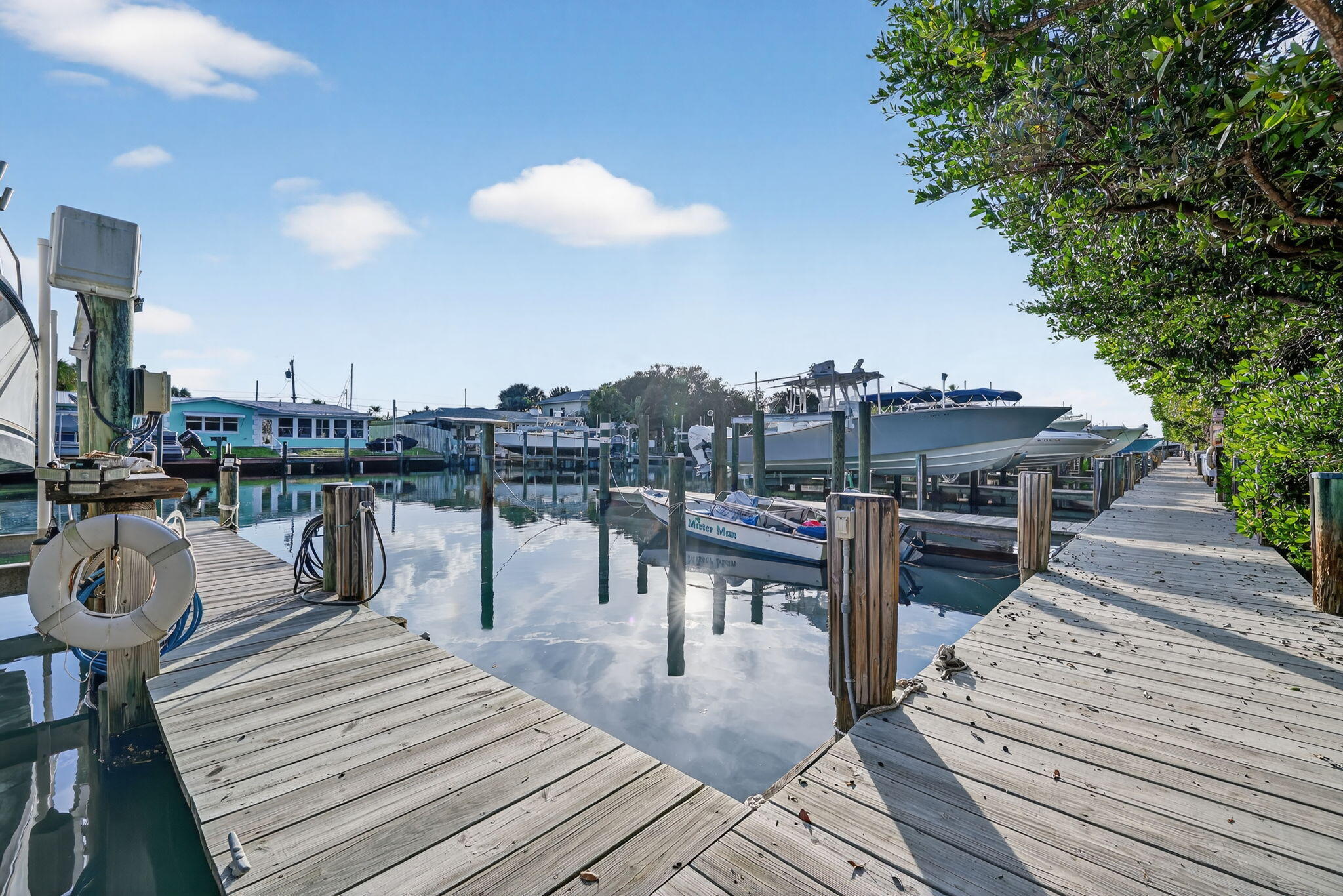 THE SANDS - Residential