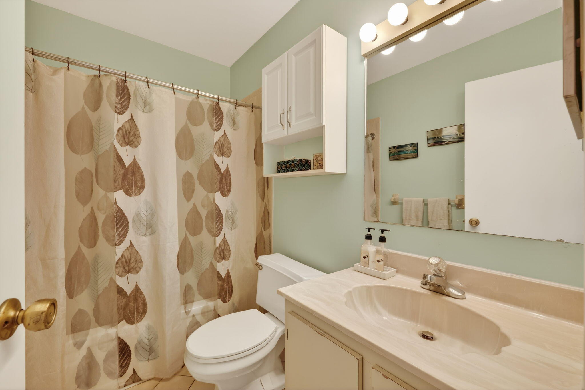 THE SANDS - Residential