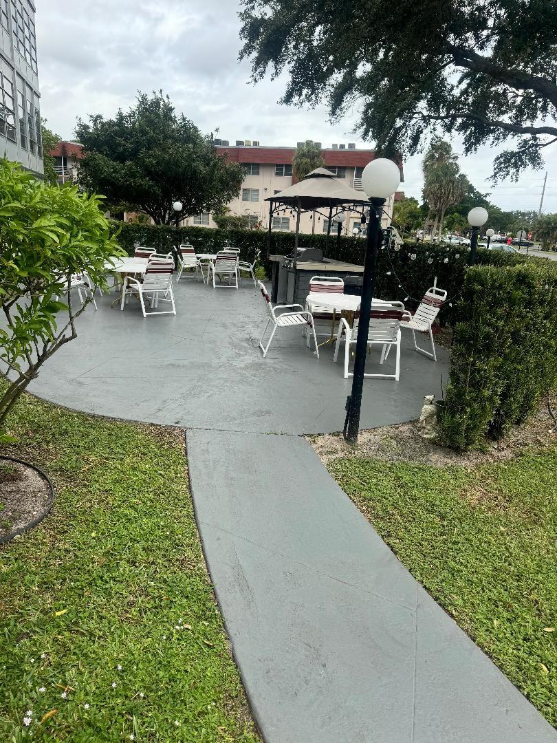 2861 NW 47th Ter 104B