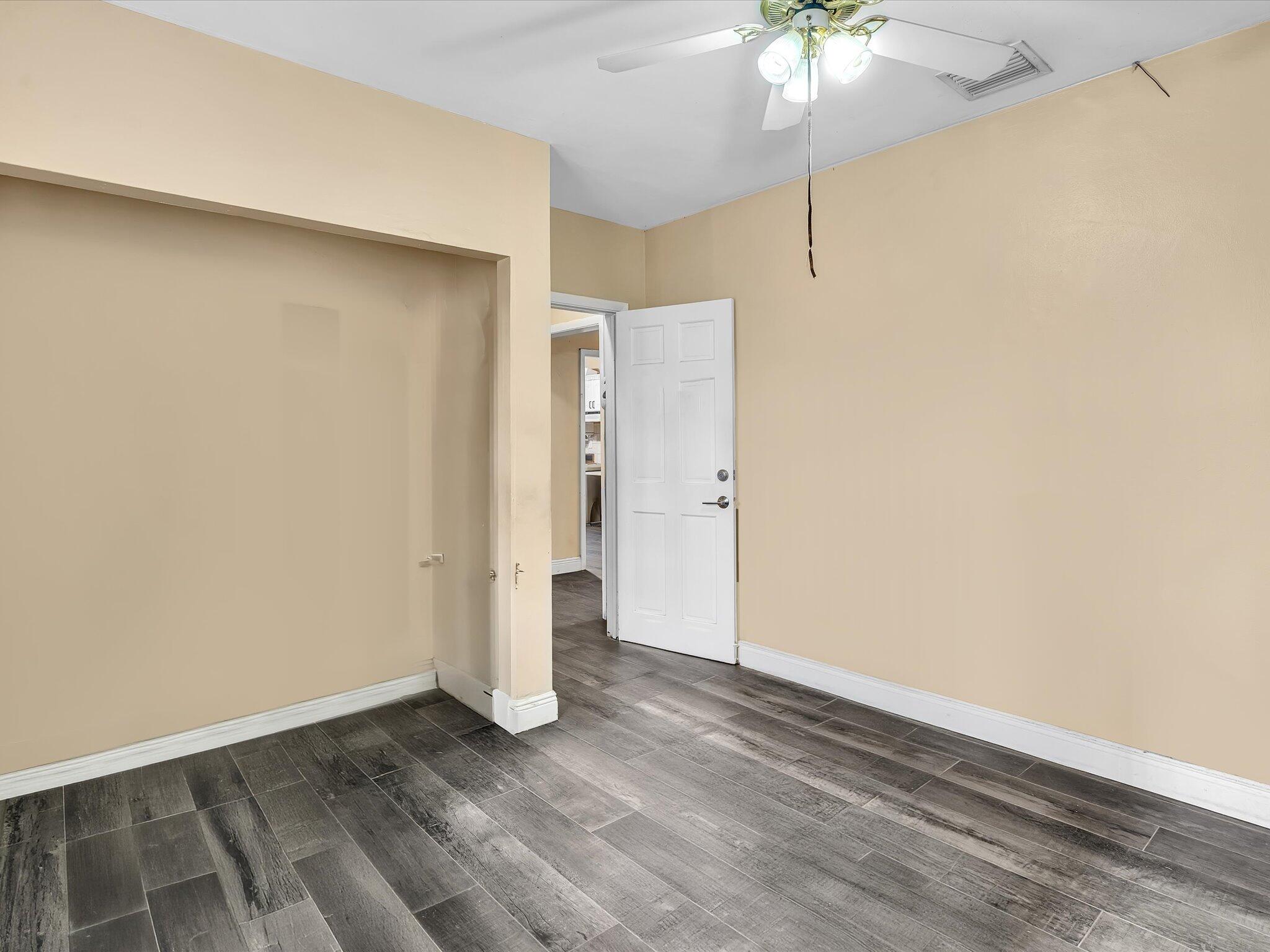 NEWMANS SURVEY - Land