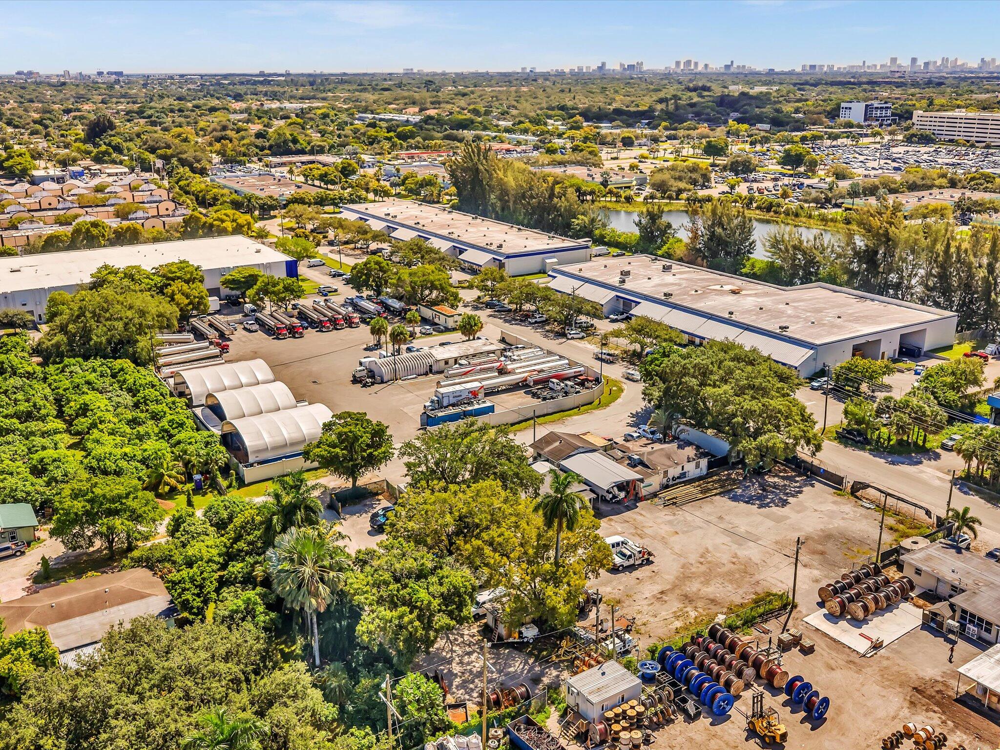 NEWMANS SURVEY - Land