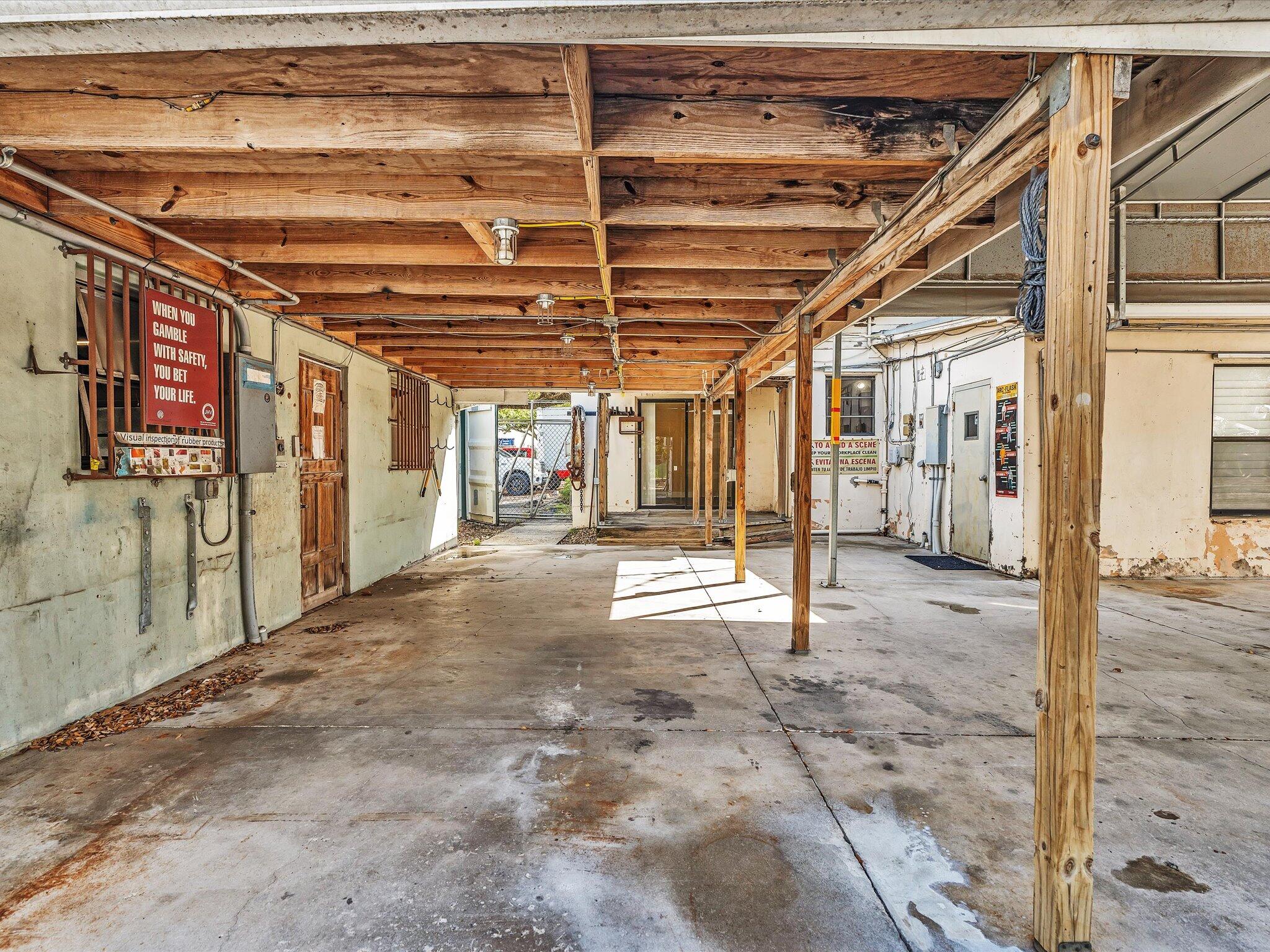 NEWMANS SURVEY - Land