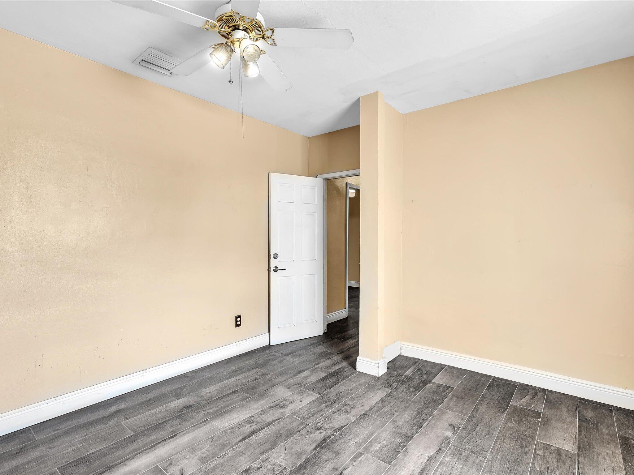 NEWMANS SURVEY - Land