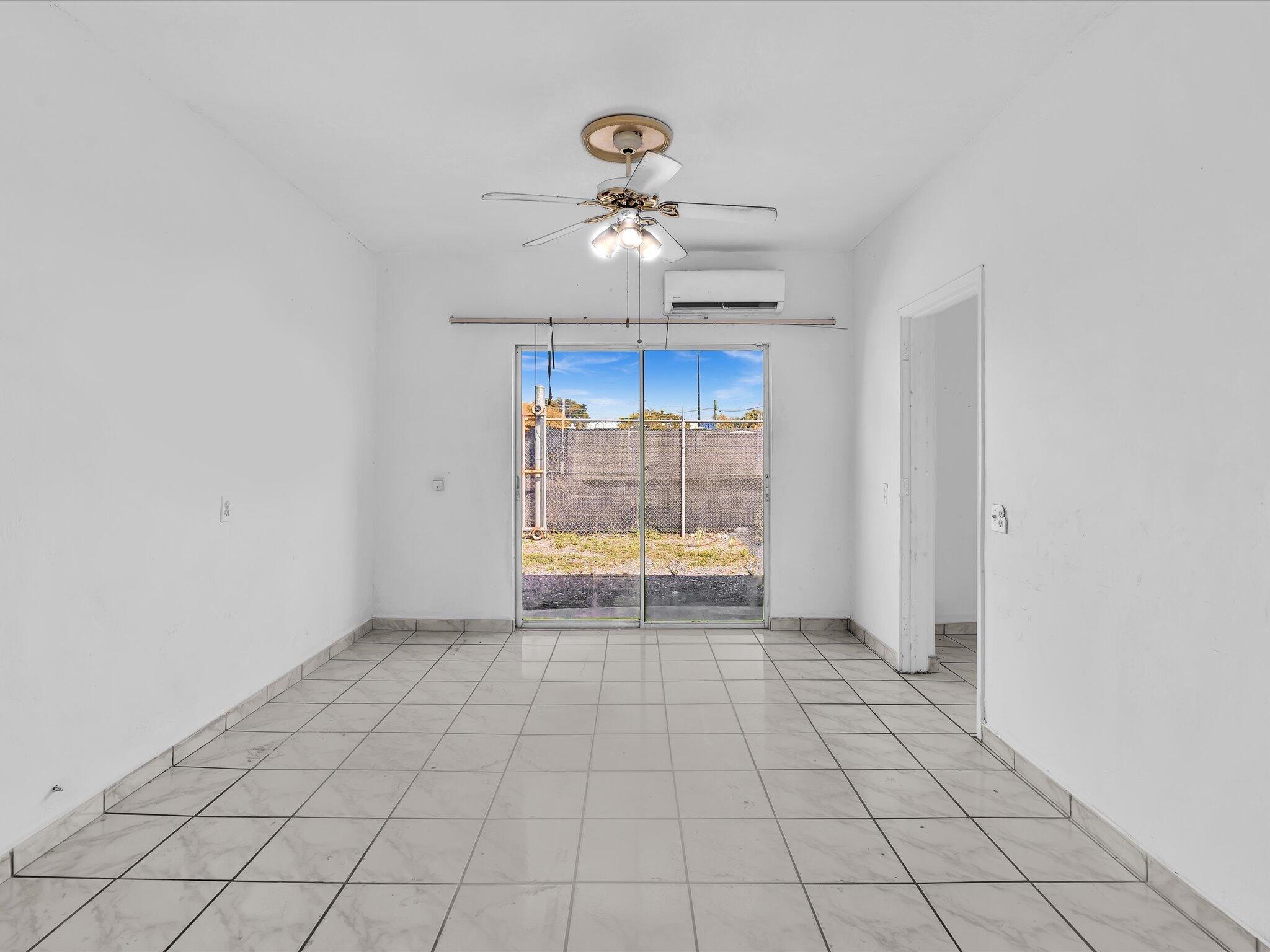 NEWMANS SURVEY - Land