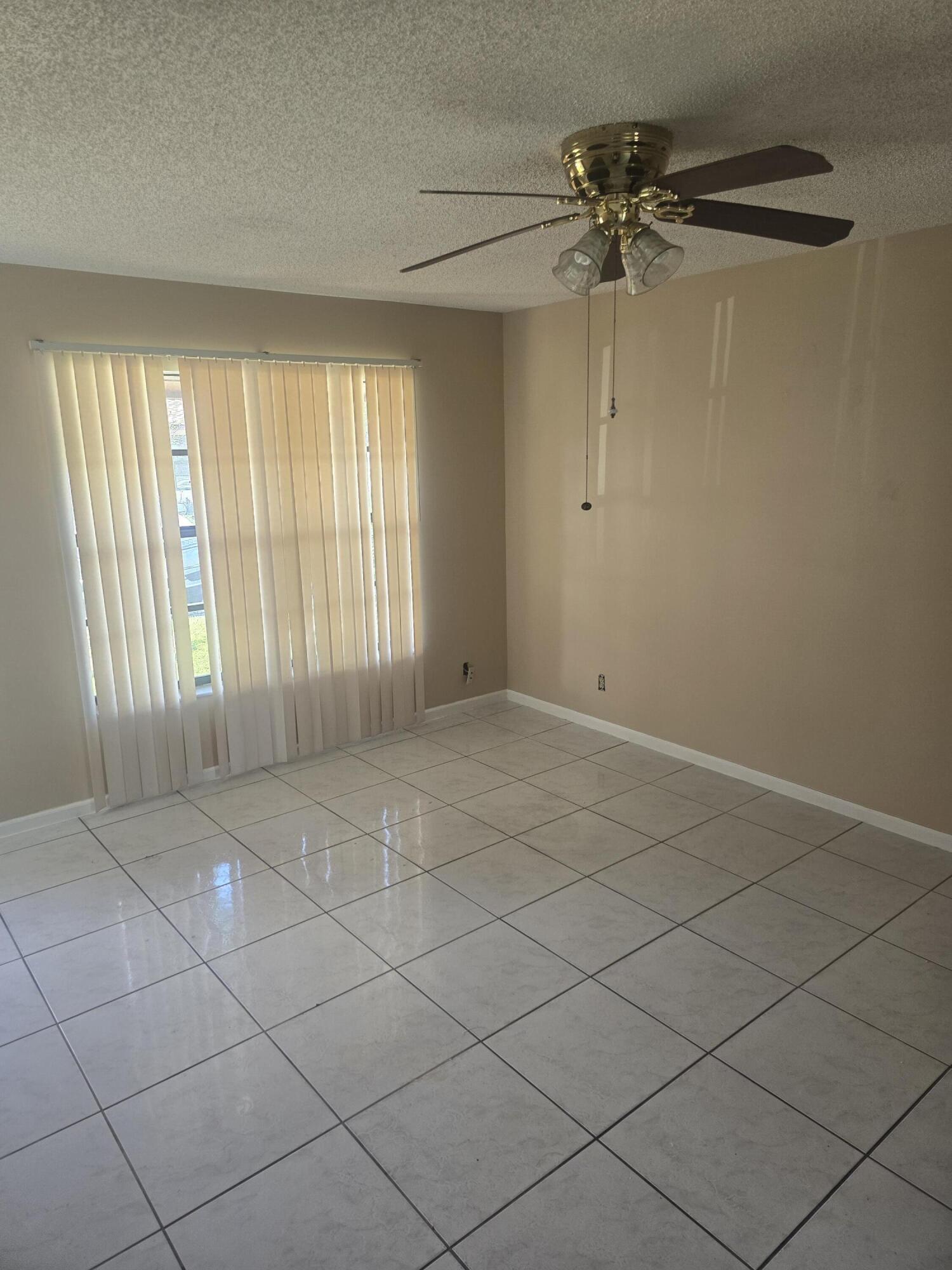 SELBERG PROPERTIES K/A ASHLEY VILLAS - Residential Lease