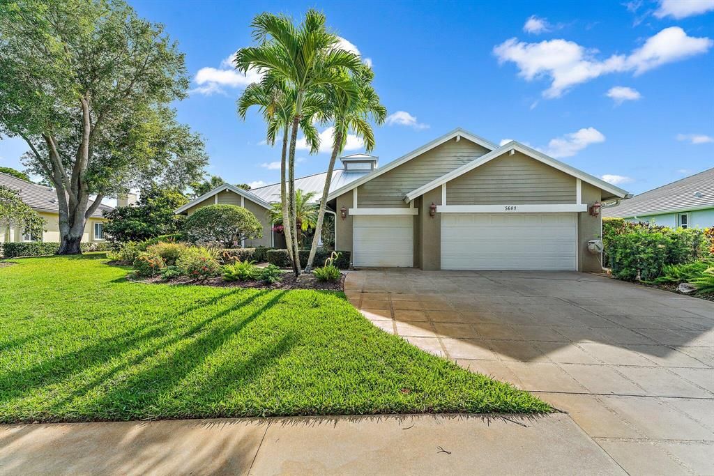 Photo of 5681 SE Forest Glade Trail, Hobe Sound, FL 33455 (MLS # R10880920)