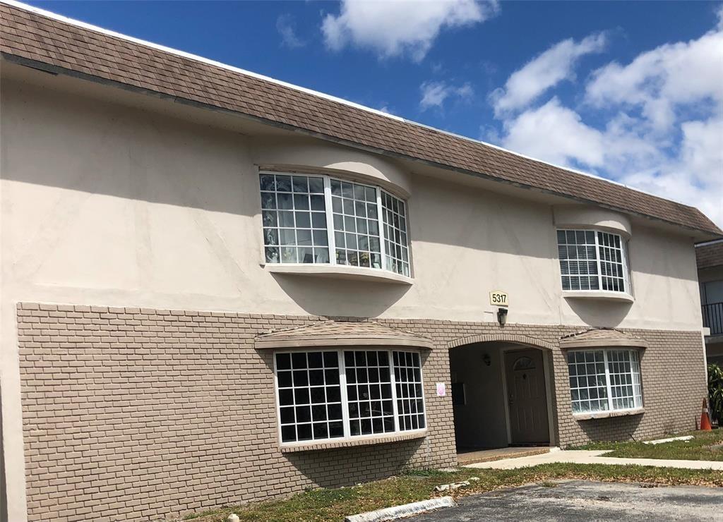 Beautifully updated 3-bedroom, 2-bathroom apartment on the 1st floor featuring a spacious floor plan and tile flooring throughout all living areas. Modern kitchen with wood cabinets, granite countertops, and updated bathrooms with granite vanities. This freshly painted unit includes new blinds, ceiling fans in all bedrooms, a walk-in closet, and an impact bay window. Washer/dryer hookup available. Convenient parking right in front of the property for your convenience. Ready to be occupied on September 1st, 2025.-----HOUSING VOUCHER WELCOME.