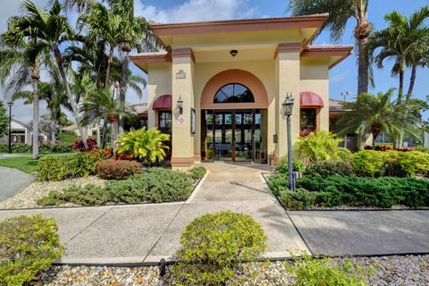 Tiny photo for 10387 Lexington Circle S, Boynton Beach, FL 33436 (MLS # B26014614)