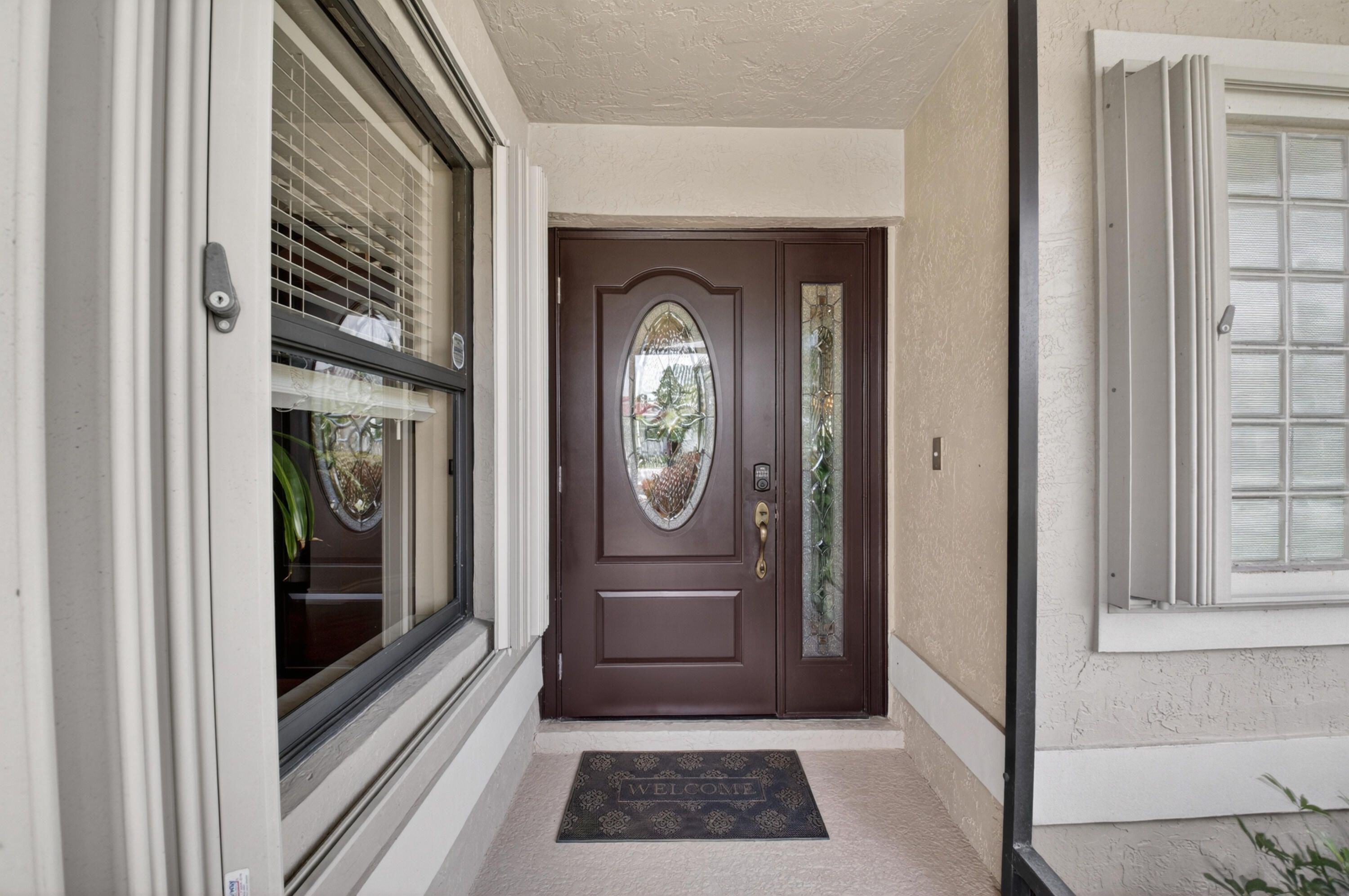 10387 Lexington Circle S