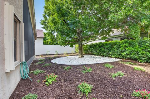 Tiny photo for 10387 Lexington Circle S, Boynton Beach, FL 33436 (MLS # B26014614)