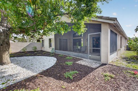 Tiny photo for 10387 Lexington Circle S, Boynton Beach, FL 33436 (MLS # B26014614)