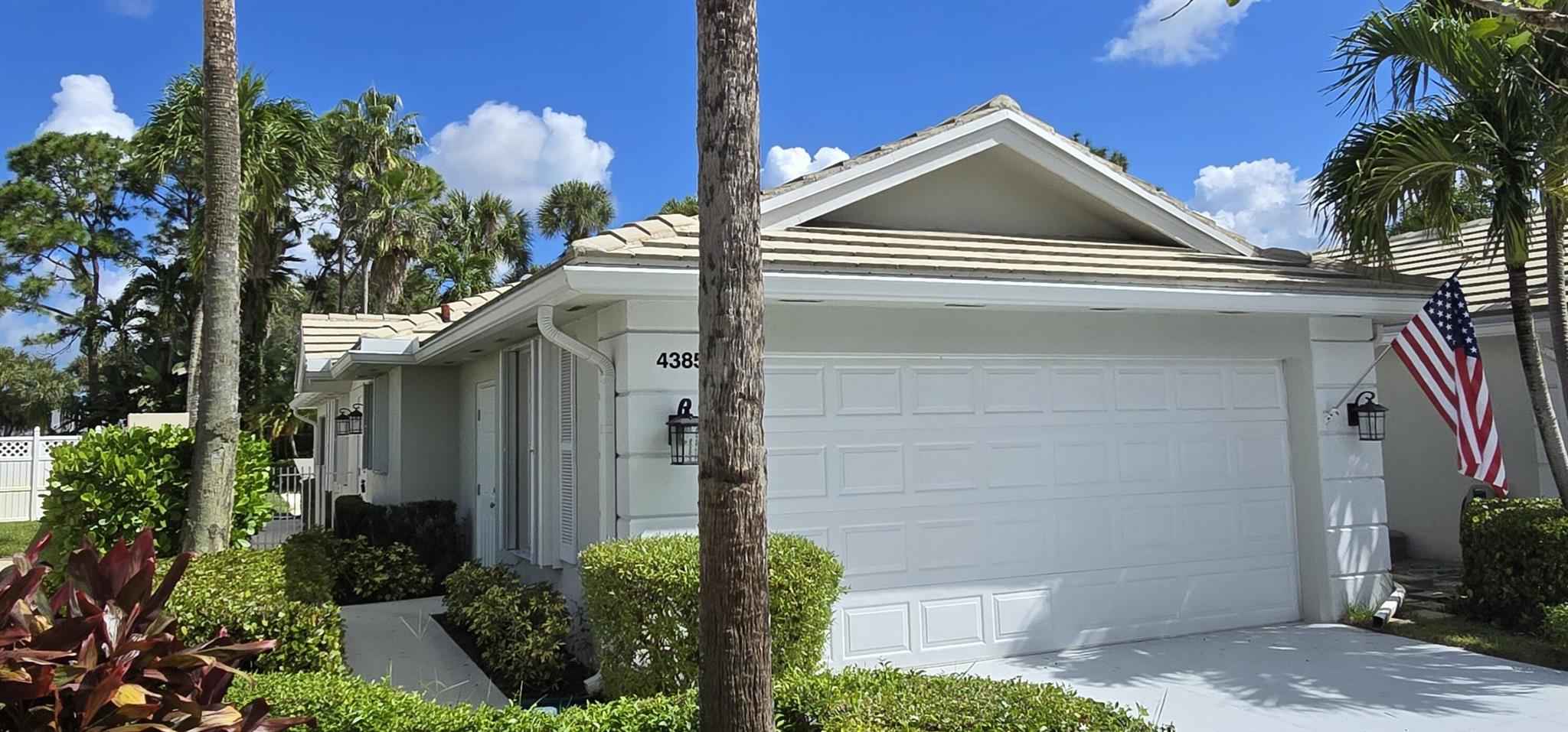 4385 Lacey Oak Drive