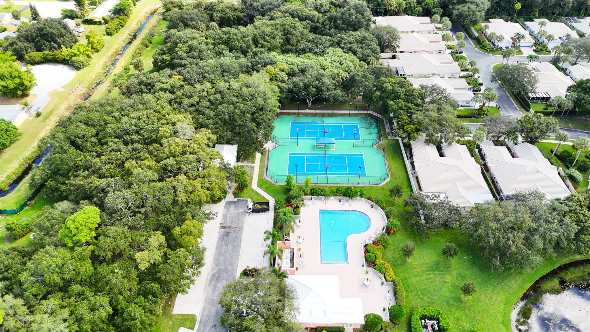 GARDEN OAKS WEST - Residential