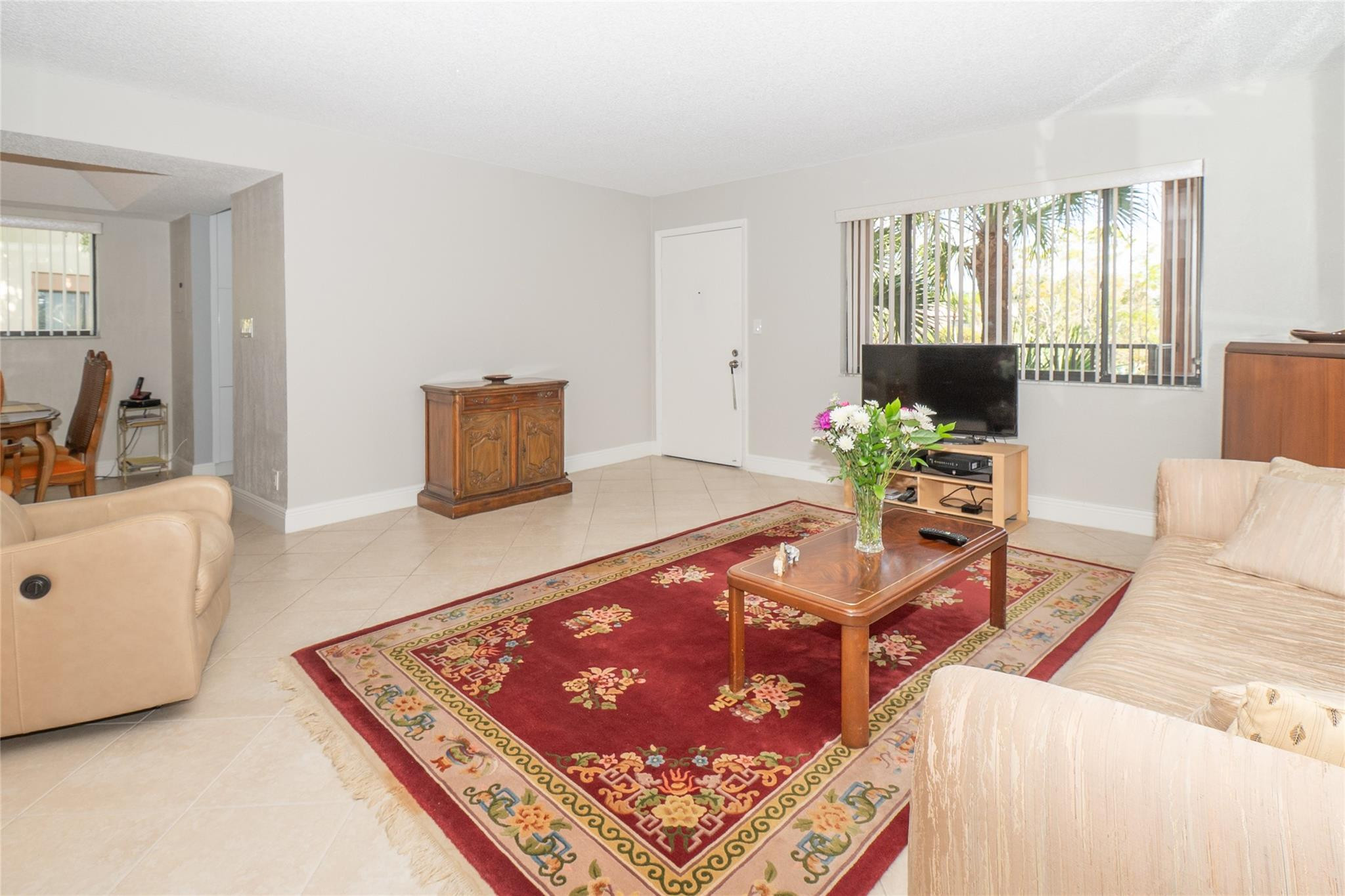 ASHMONT CONDOMINIUM E - Residential