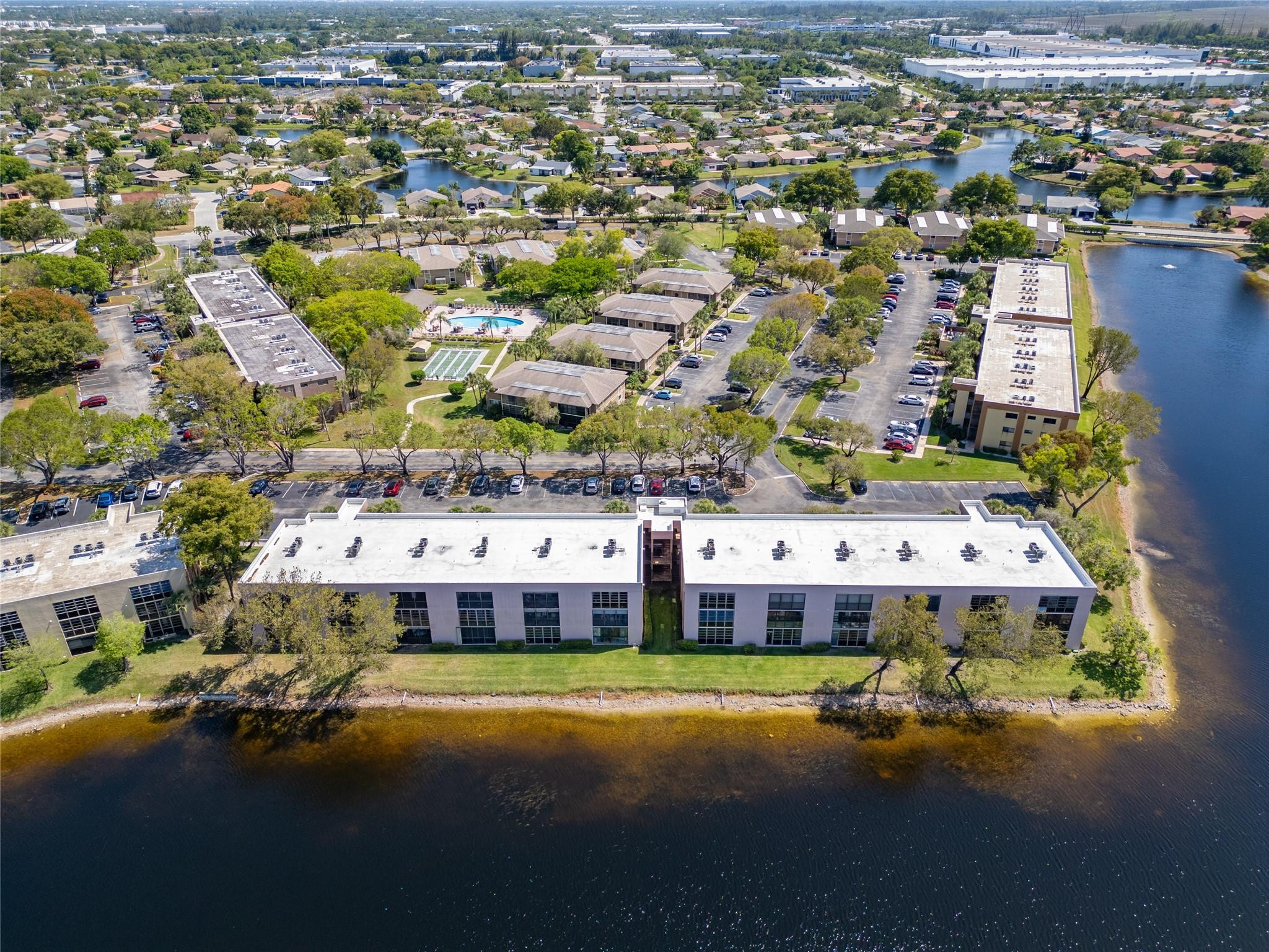 ASHMONT CONDOMINIUM E - Residential