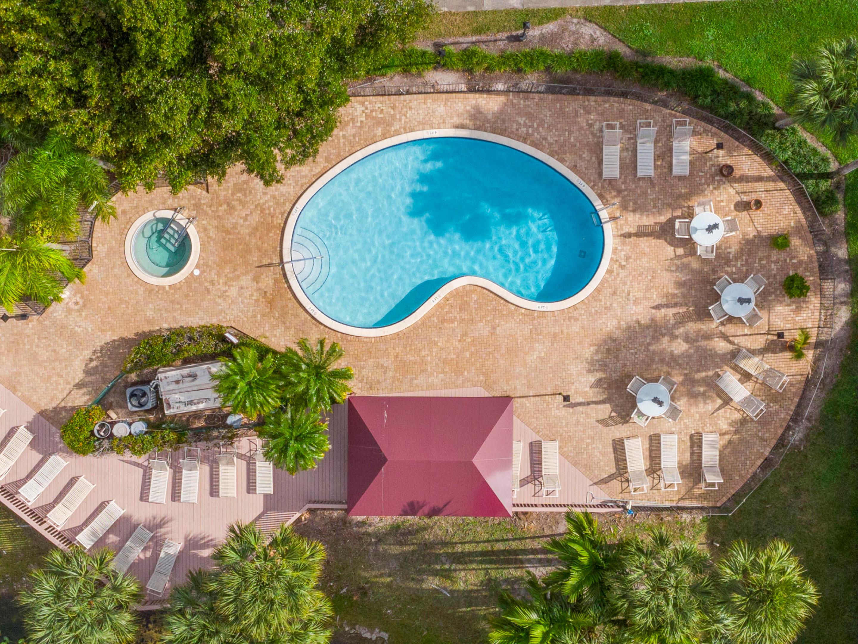 BOCA POINTE - Residential