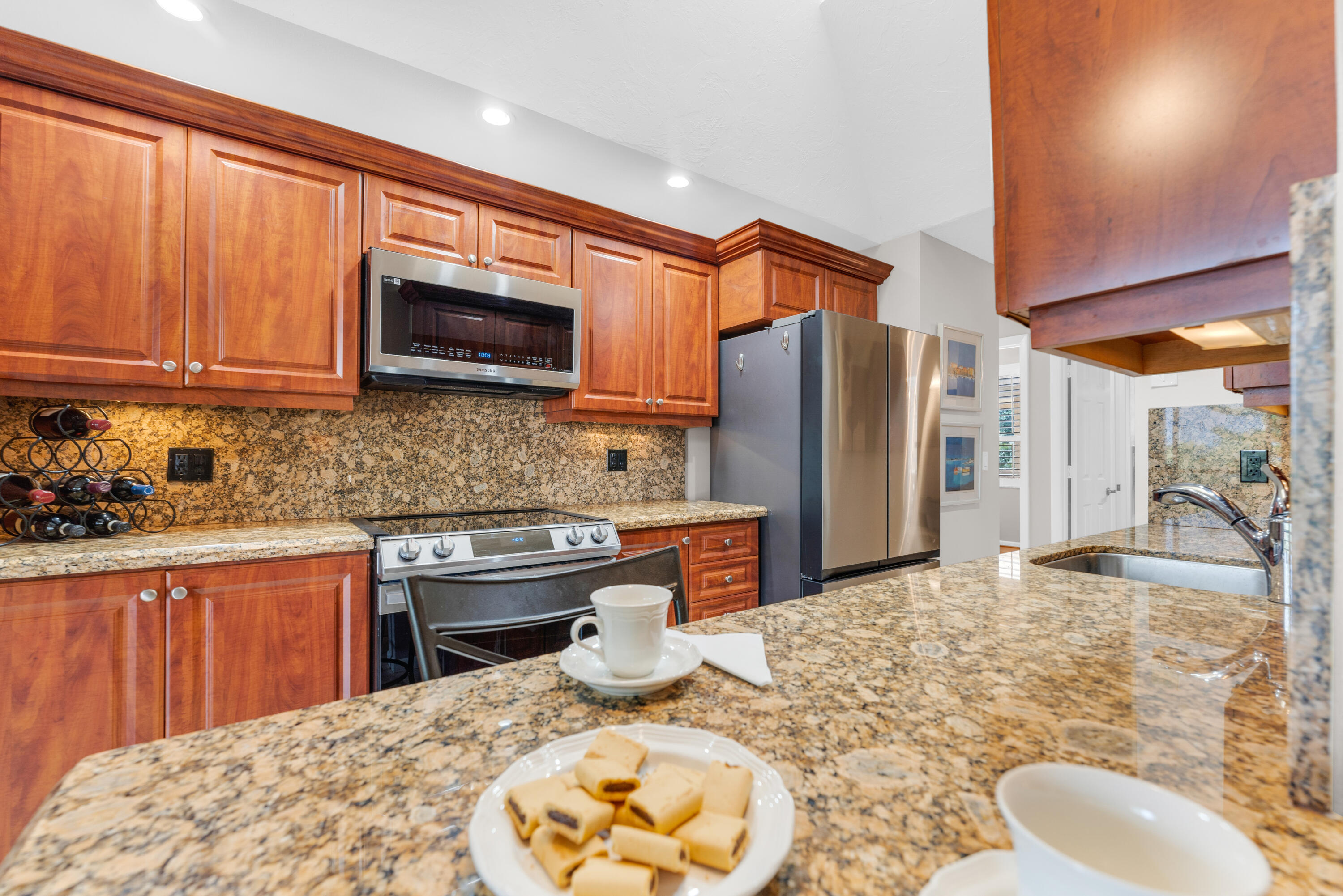 BOCA POINTE - Residential