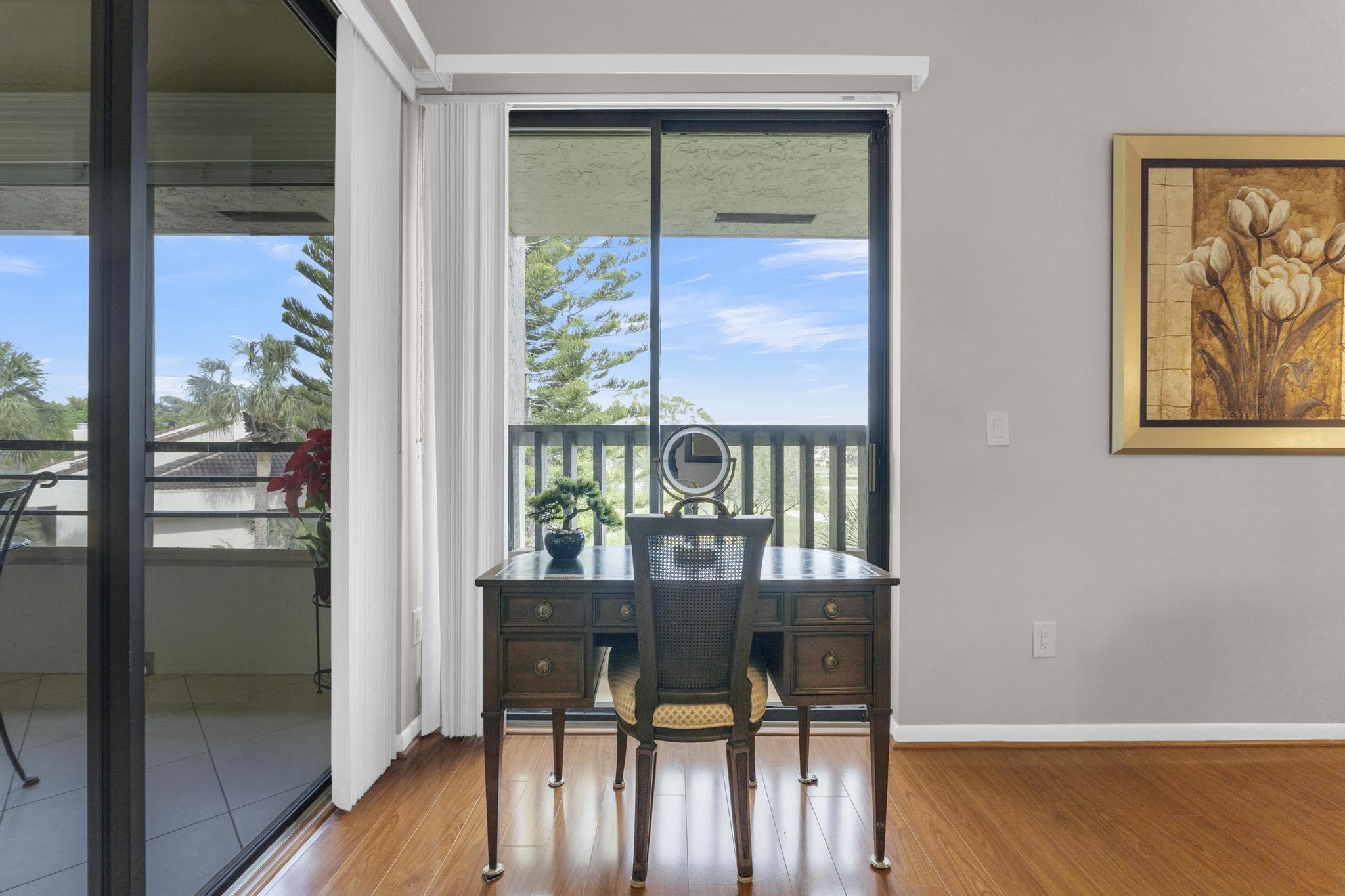 BOCA POINTE - Residential