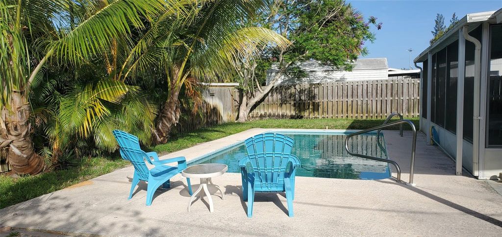 Photo of 1153 SE Dolphin Drive, Stuart, FL 34996 (MLS # F10493038)