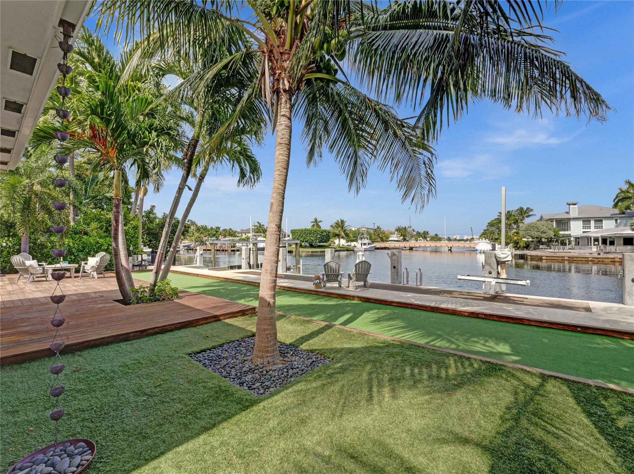 LAUDERDALE HARBORS - Residential