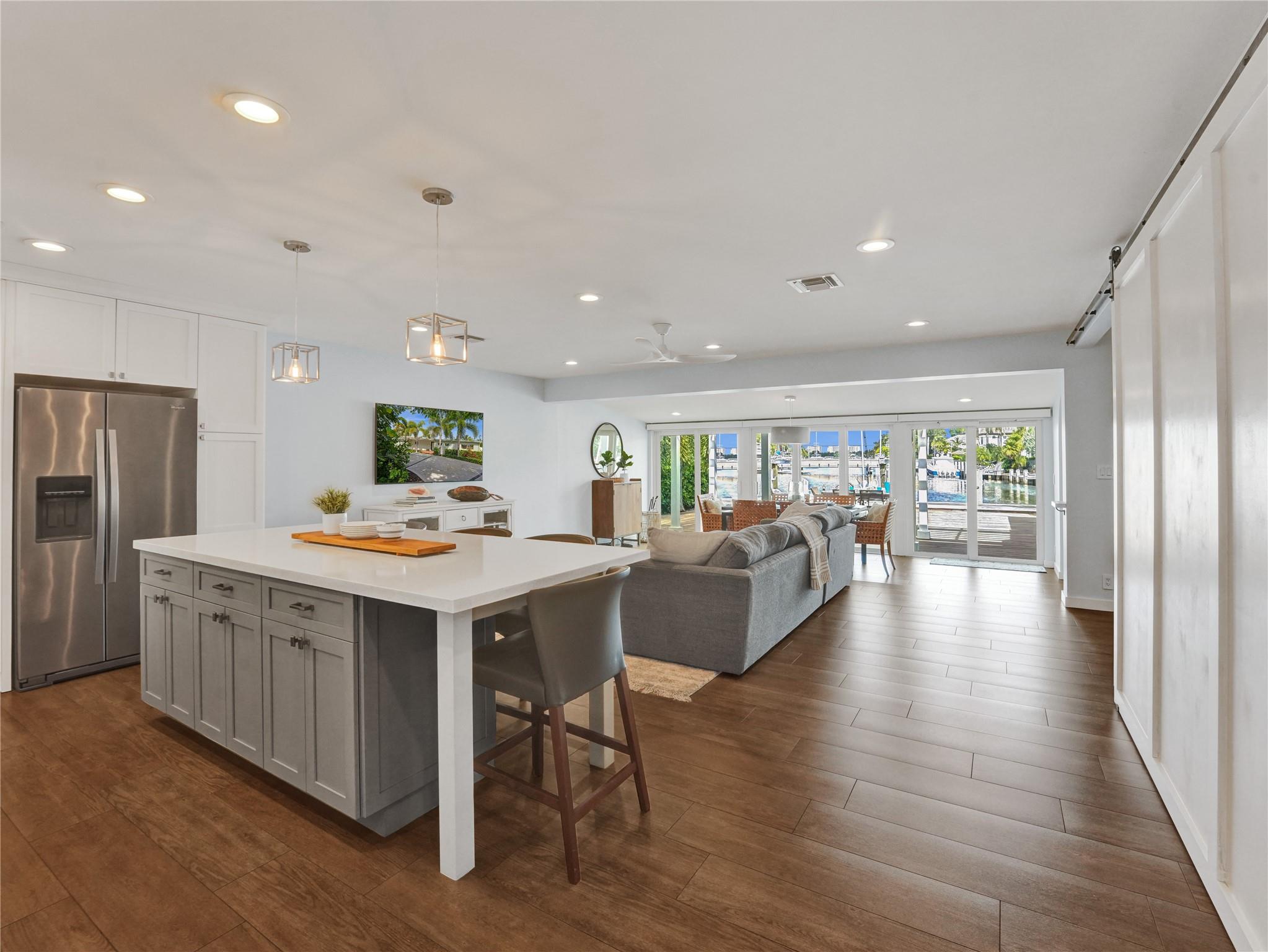 LAUDERDALE HARBORS - Residential