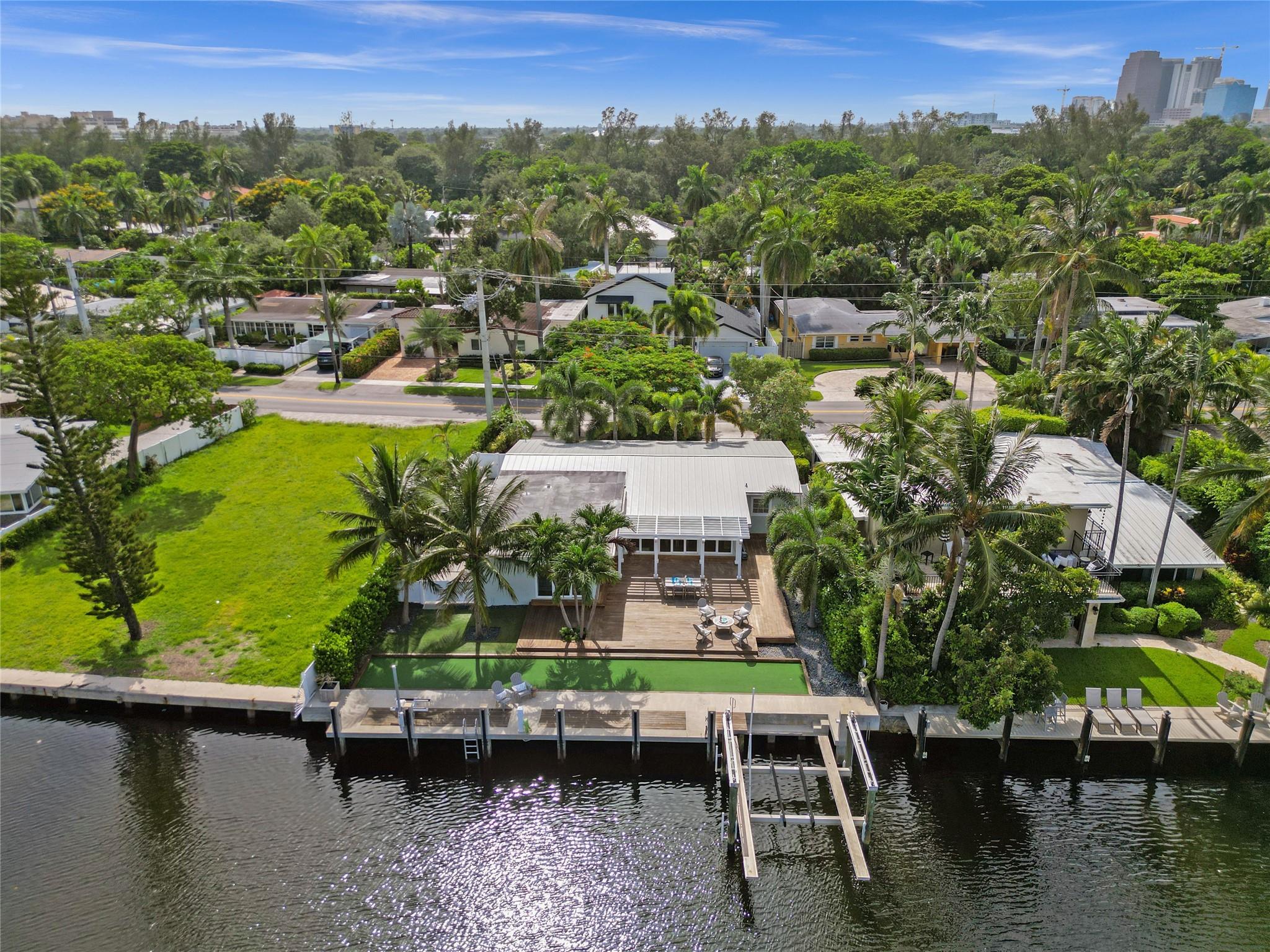 LAUDERDALE HARBORS - Residential