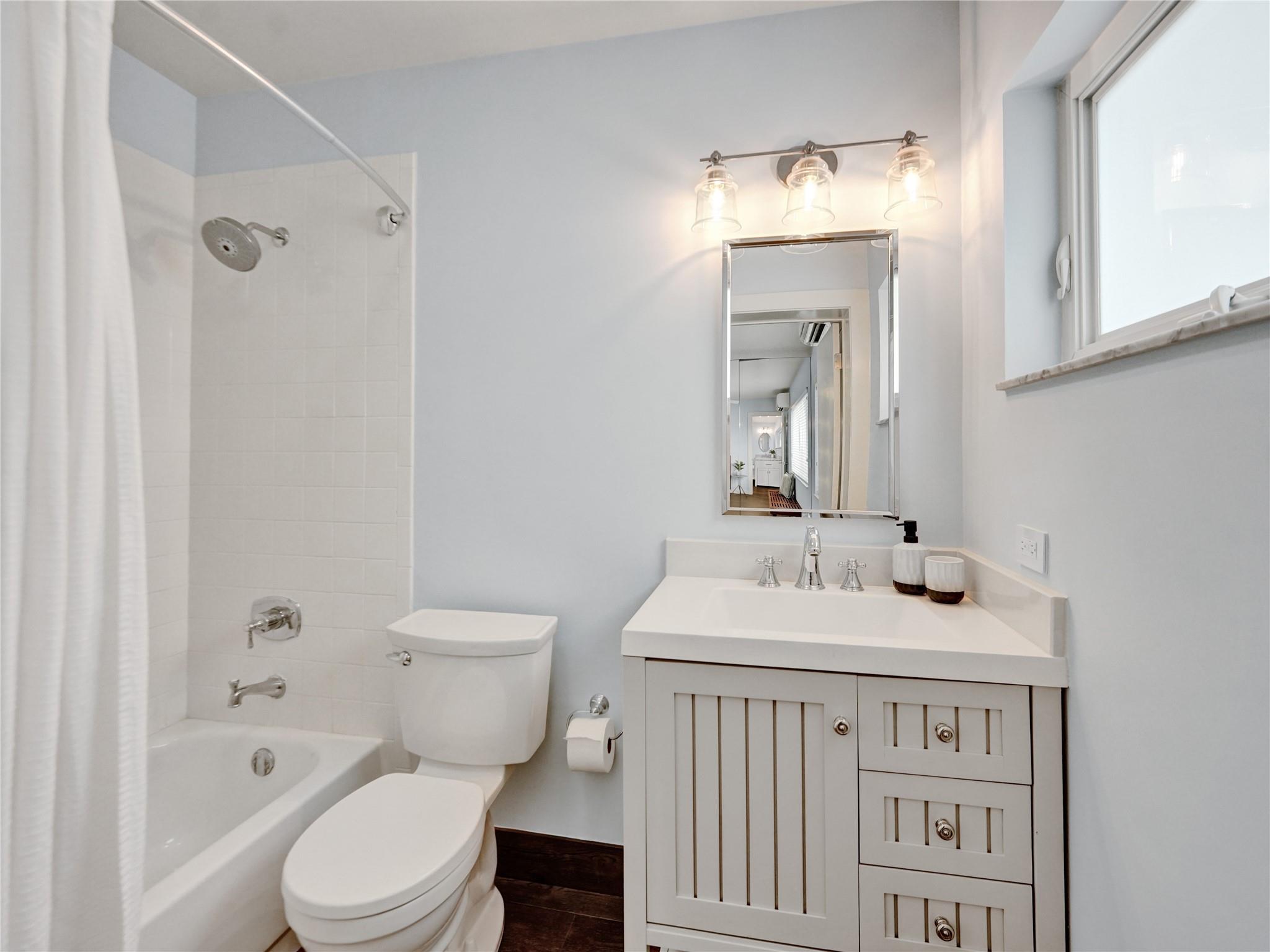 LAUDERDALE HARBORS - Residential