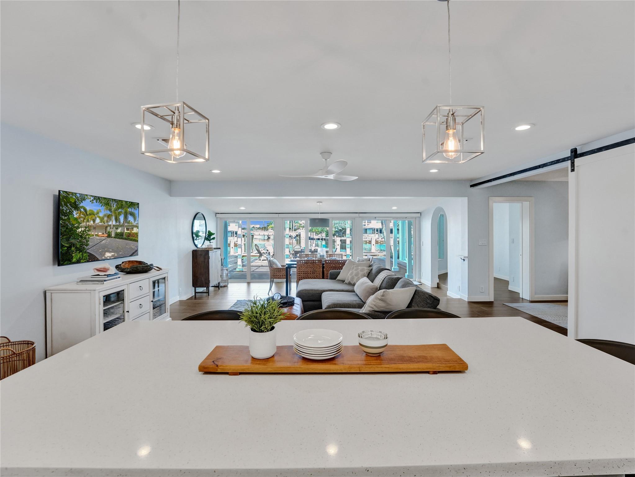 LAUDERDALE HARBORS - Residential