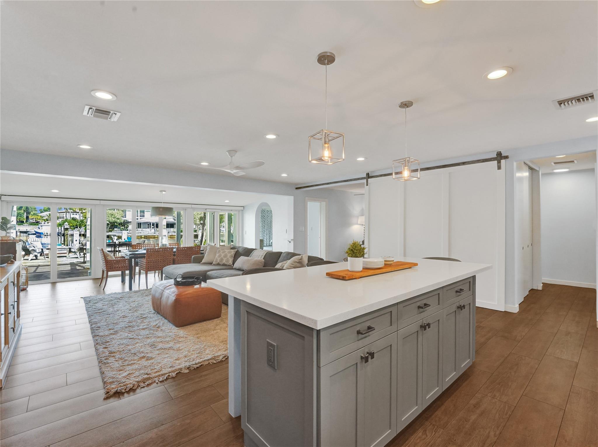 LAUDERDALE HARBORS - Residential