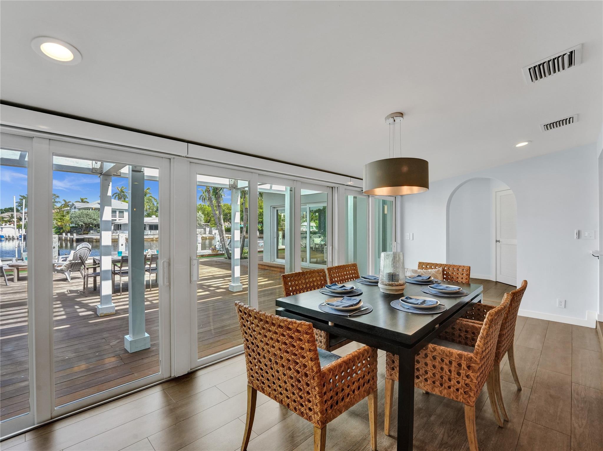 LAUDERDALE HARBORS - Residential