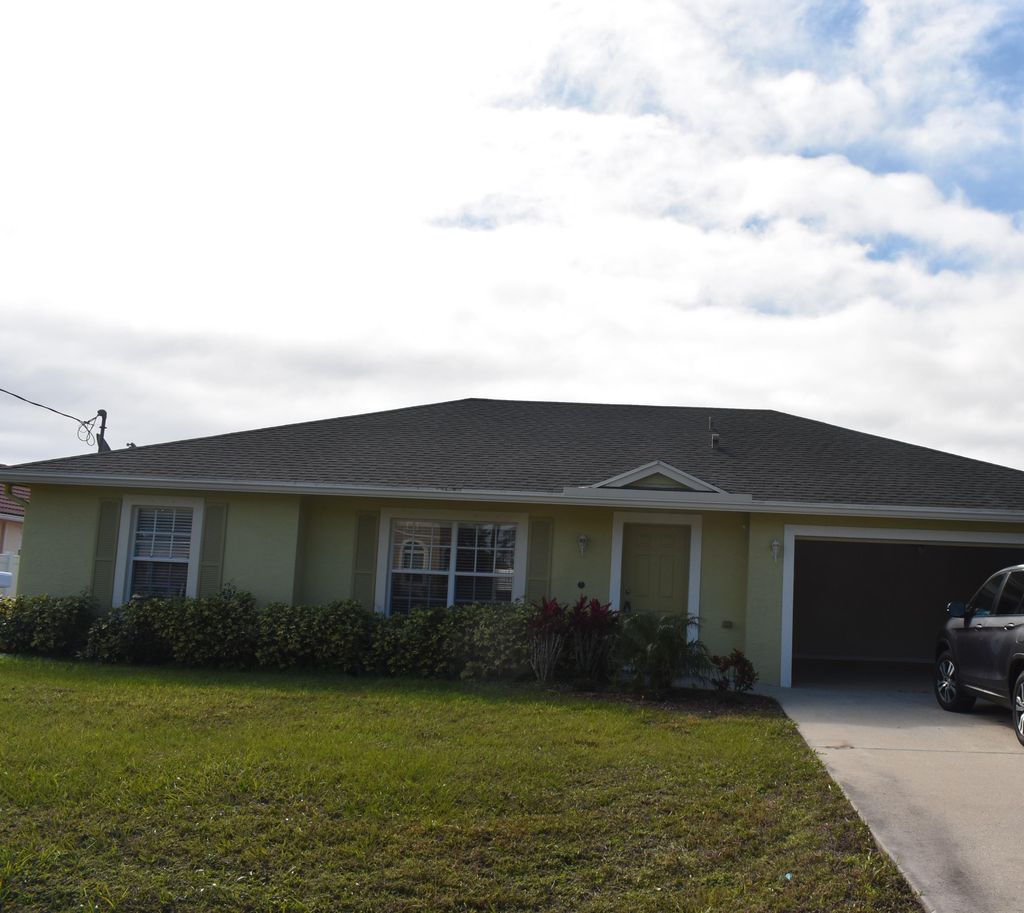 Photo of 2122 SW Gray Beal Avenue, Port Saint Lucie, FL 34953 (MLS # R10778532)
