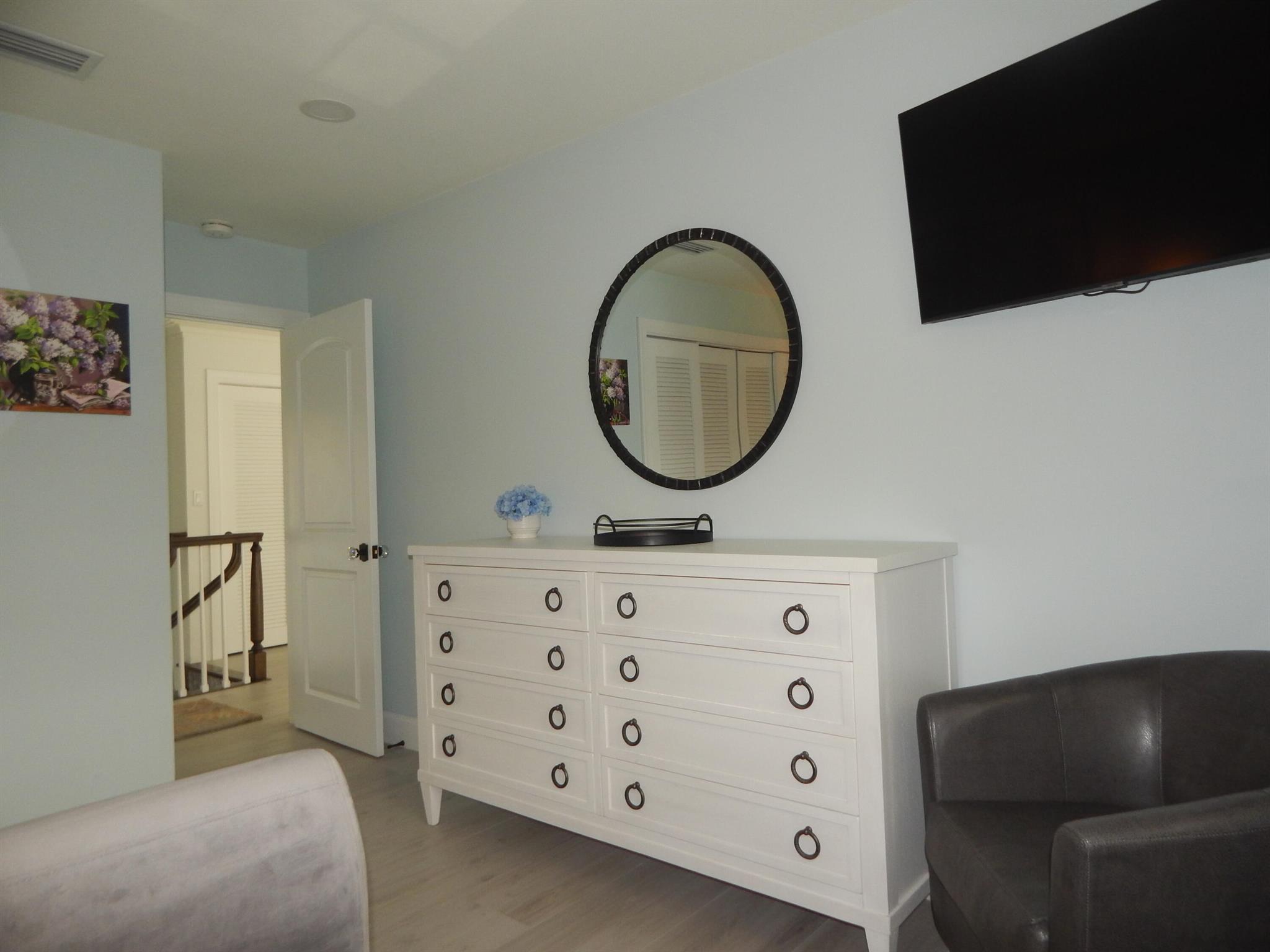 ATLANTIC CLOISTERS - Residential