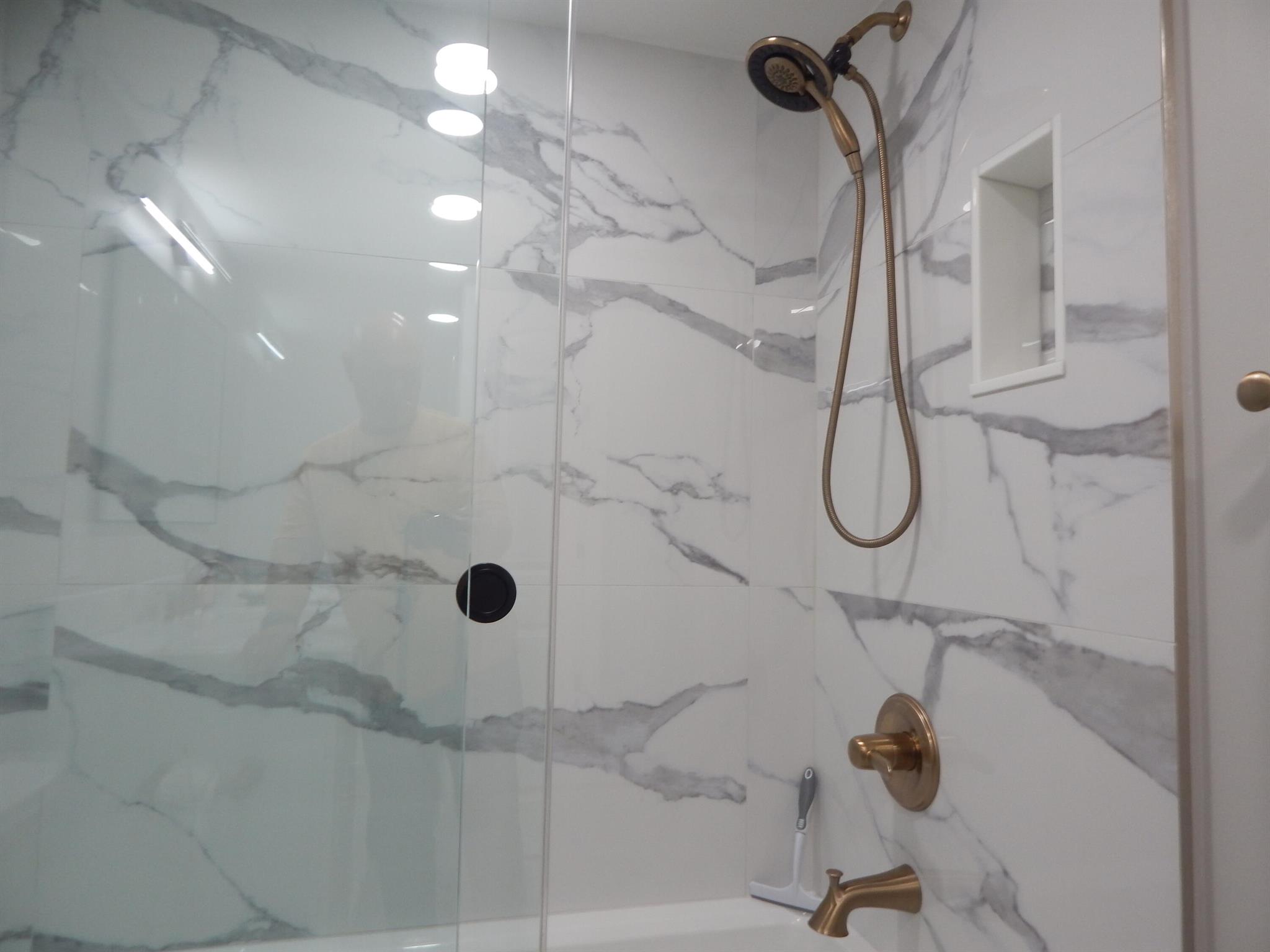 ATLANTIC CLOISTERS - Residential