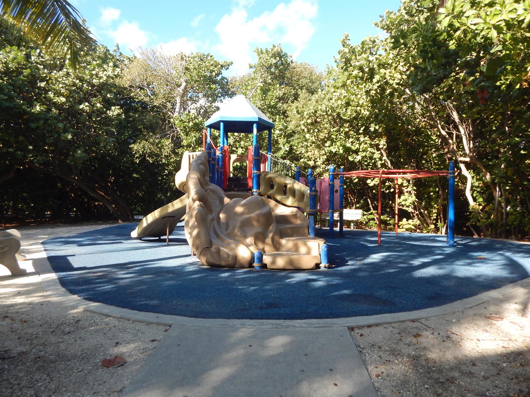 ATLANTIC CLOISTERS - Residential
