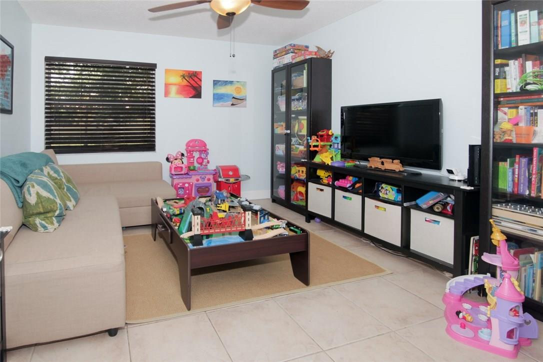 Jacaranda Prcl 215 129-43 - Residential