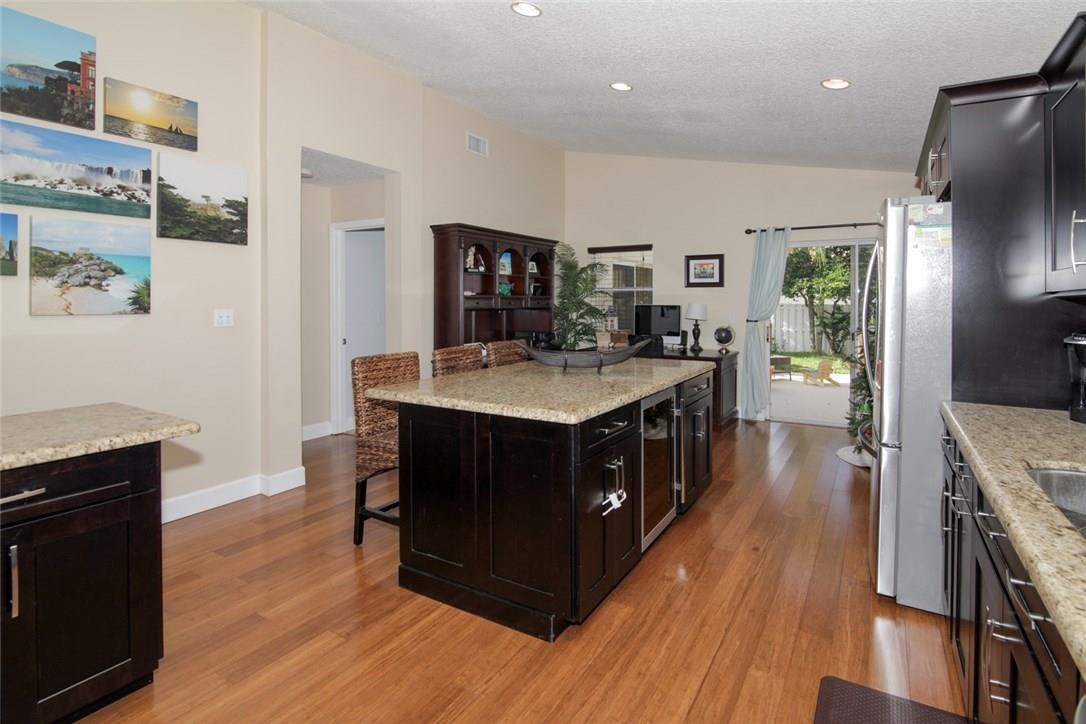 Jacaranda Prcl 215 129-43 - Residential