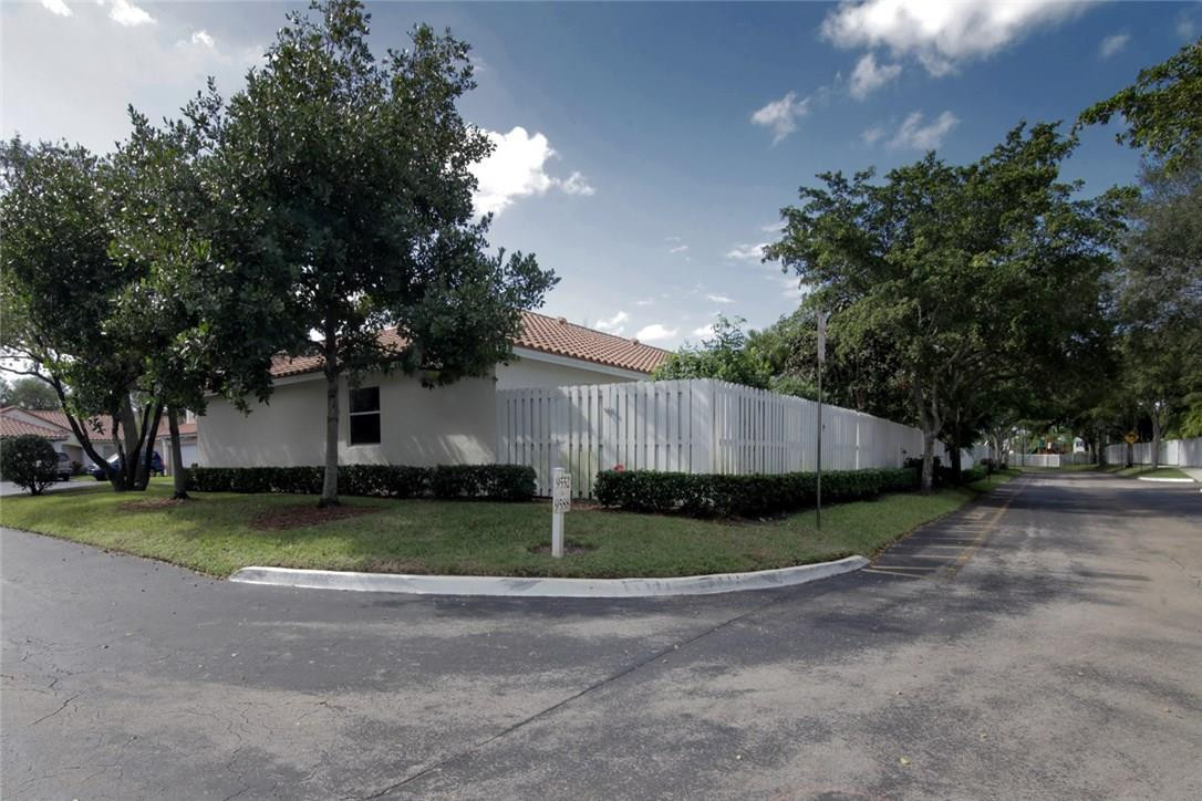 Jacaranda Prcl 215 129-43 - Residential