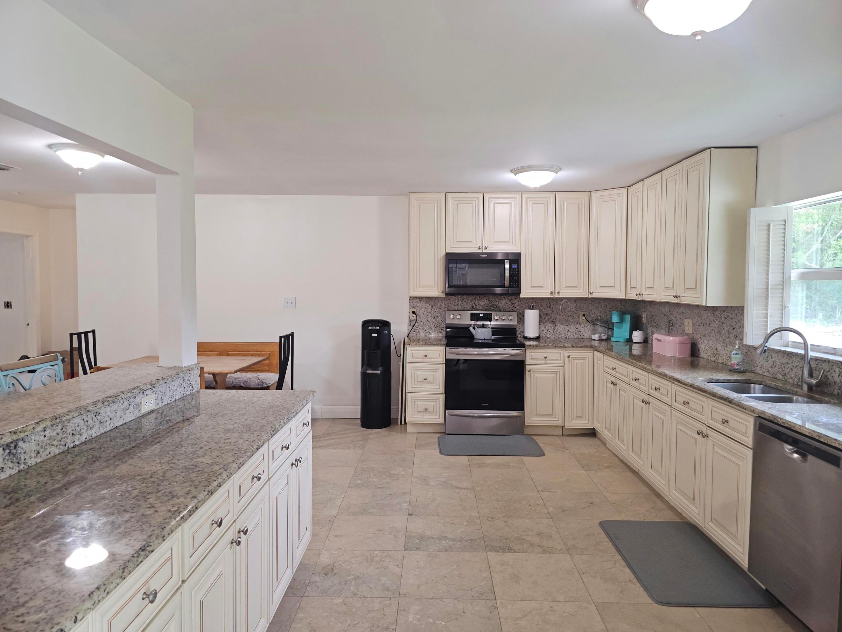 Loxahatchee - Residential