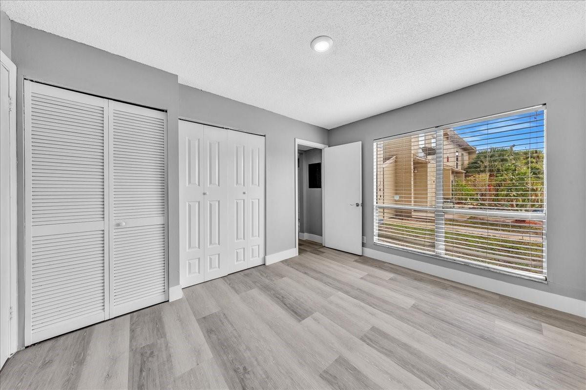 Cross Creek - Residential