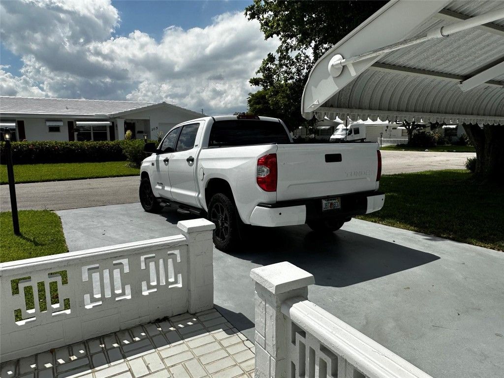 Photo of 106 SW 9th Street, Boynton Beach, FL 33426 (MLS # F10483253)