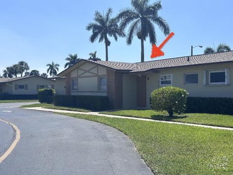 2842 Crosley Drive W B West Palm Beach FL 33415