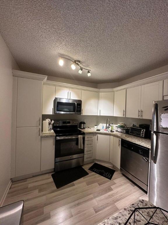 3857 Coral Tree Circle 204