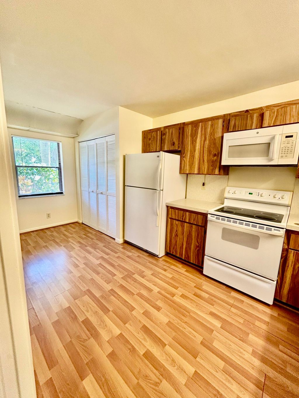 Photo of 2900 SW 22nd Circle #221d, Delray Beach, FL 33445 (MLS # B26047196)