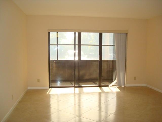 CHARTER CLUB OF PALM BEAC - Residential Lease