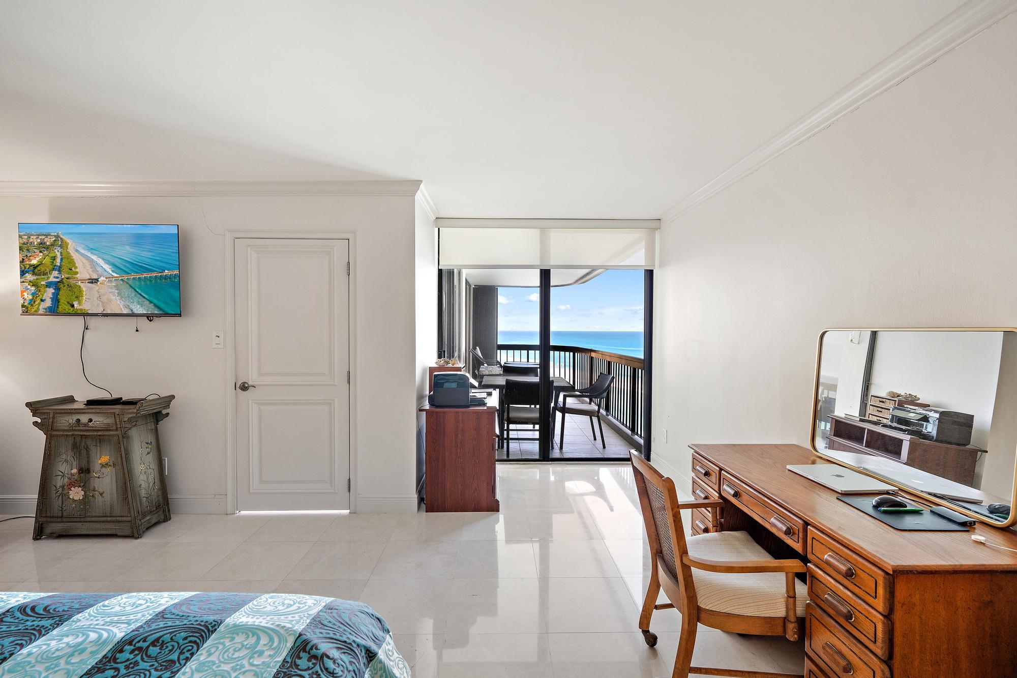 EASTPOINTE CONDO - Residential Lease